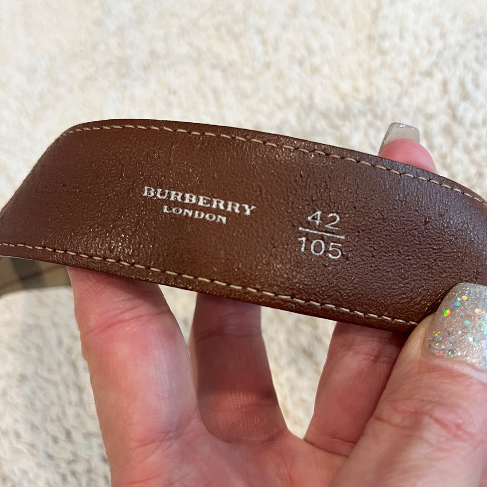 💯 Authentic Burberry house check belt - Picture 2 of 6